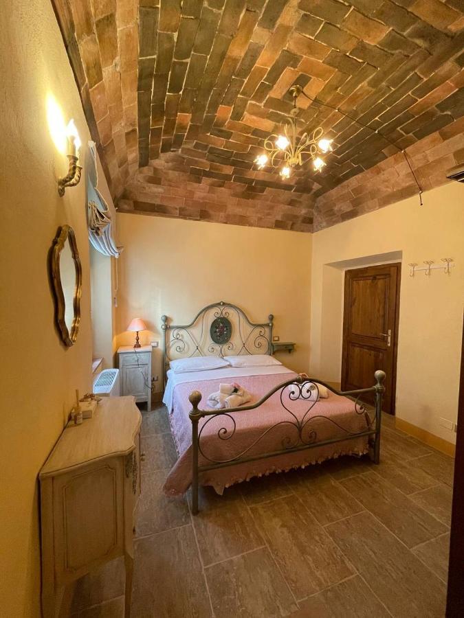 Apartmán Antica Casa Del Glicine Poggibonsi Exteriér fotografie