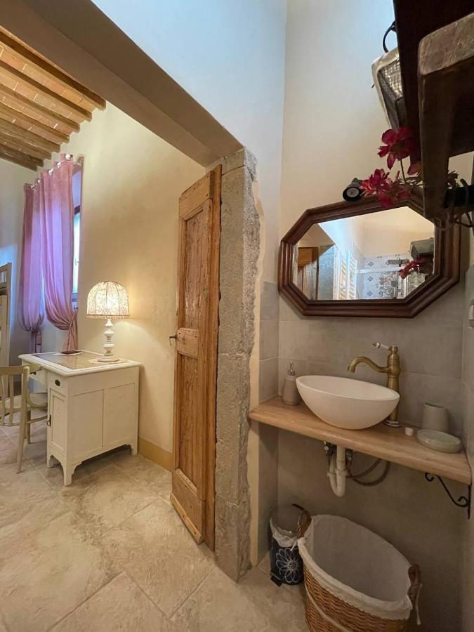 Apartmán Antica Casa Del Glicine Poggibonsi Exteriér fotografie