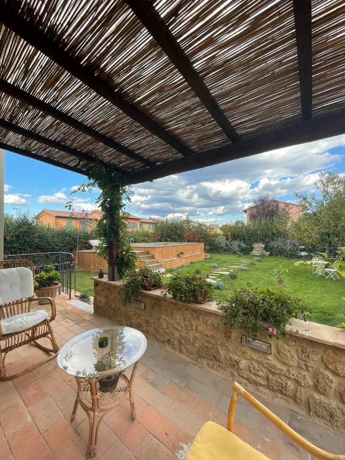 Apartmán Antica Casa Del Glicine Poggibonsi Exteriér fotografie